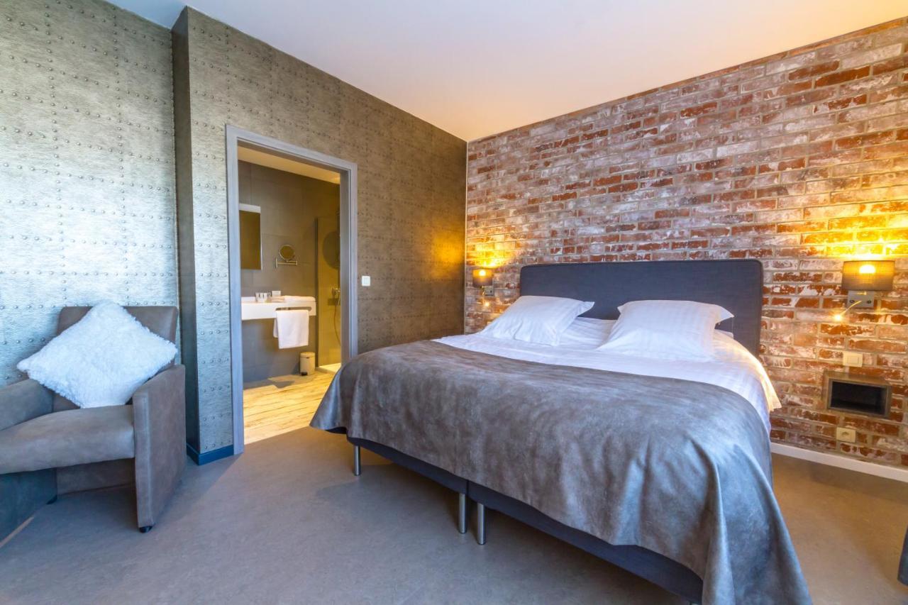 Manavahotel Ерстал Екстериор снимка